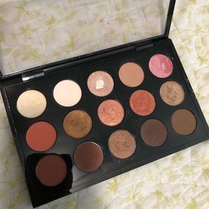 MAC Palette